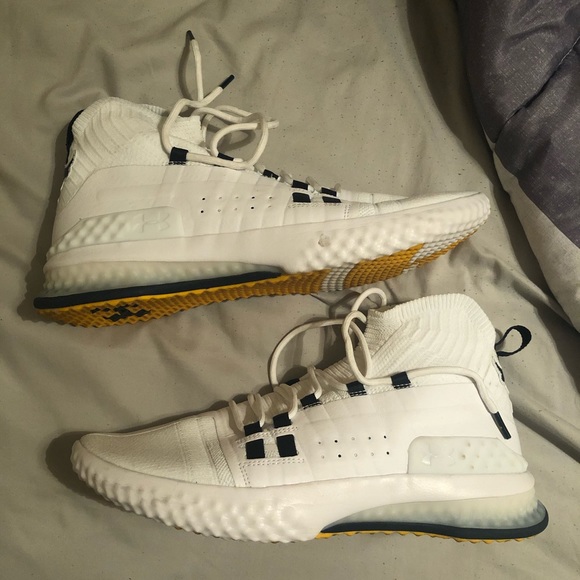 ❌SOLD❌Under Armour Project Rock 1 - Picture 1 of 4